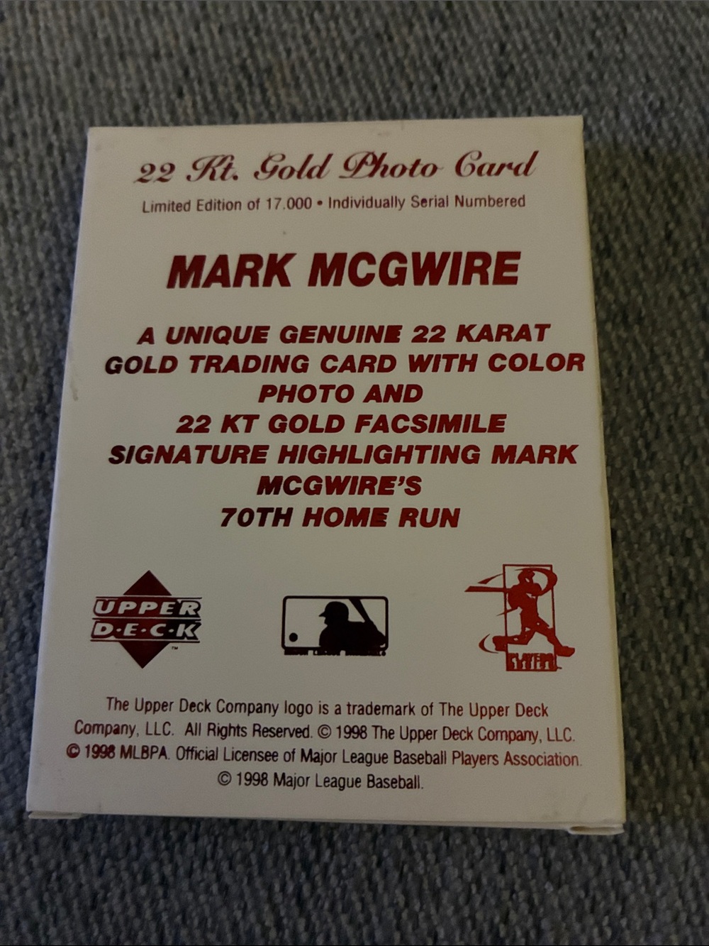 1998 Upper Deck - Home Run Record 22k Gold Mark McGwire Die-Cut 701/17000 - Picture 7 of 7